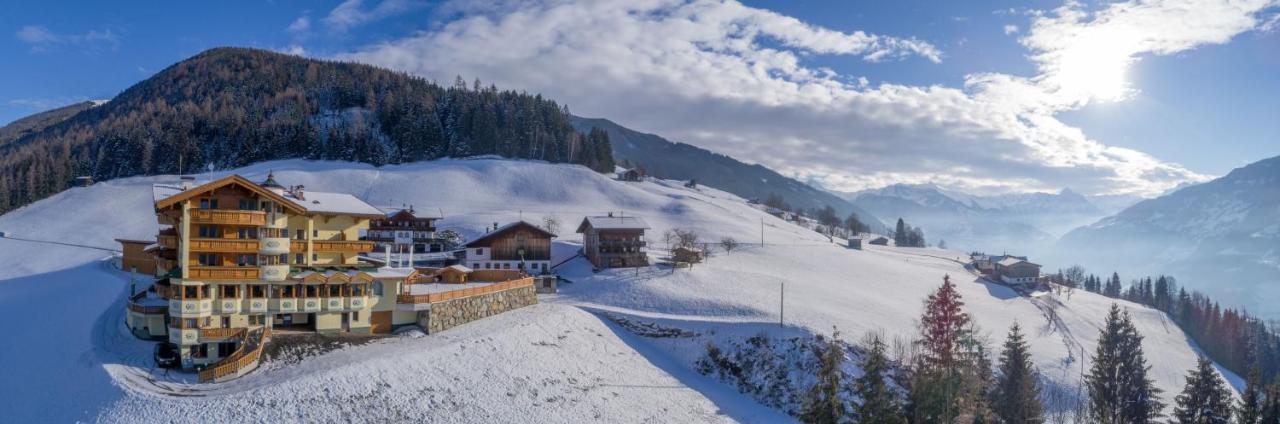 Gasthof Tannen - Alm Stummerberg Exteriör bild